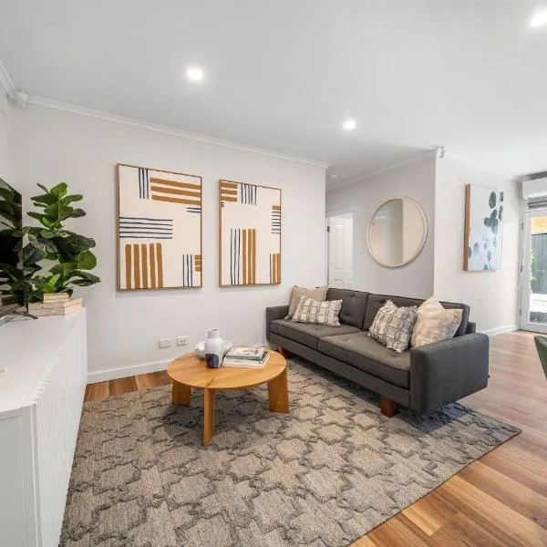 One Tea House - Contemporary Cityside Comfort, hotel en Keswick