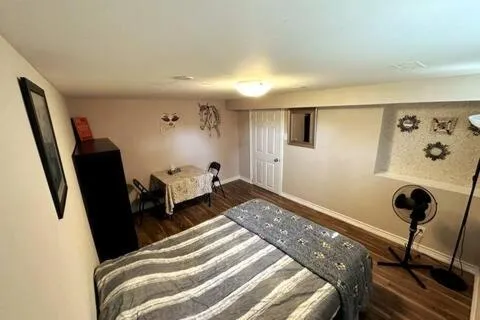 Affordable stay near the beach TV and parking, hotel v destinaci Pickering