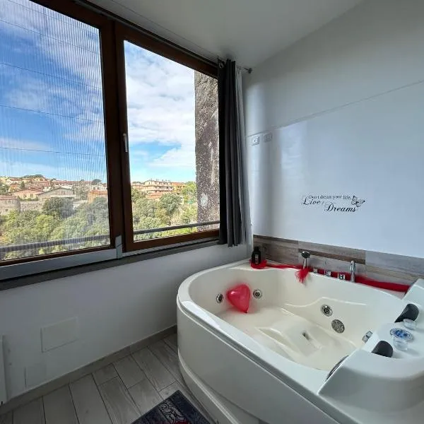 La casa nel Borgo Sospeso "con vasca e vista panoramica", hotel v destinaci Vitorchiano