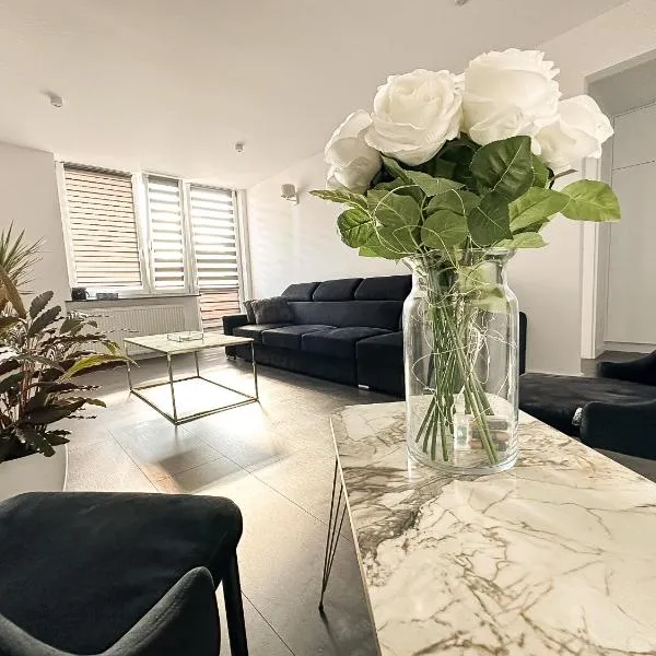 Glam House, מלון בRossosz