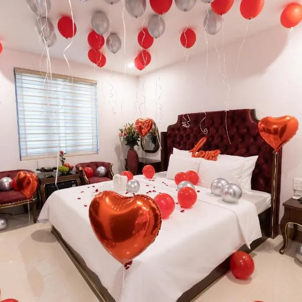 Royal Hotel Sài Đồng - Long Biên, hotel v Hanoji
