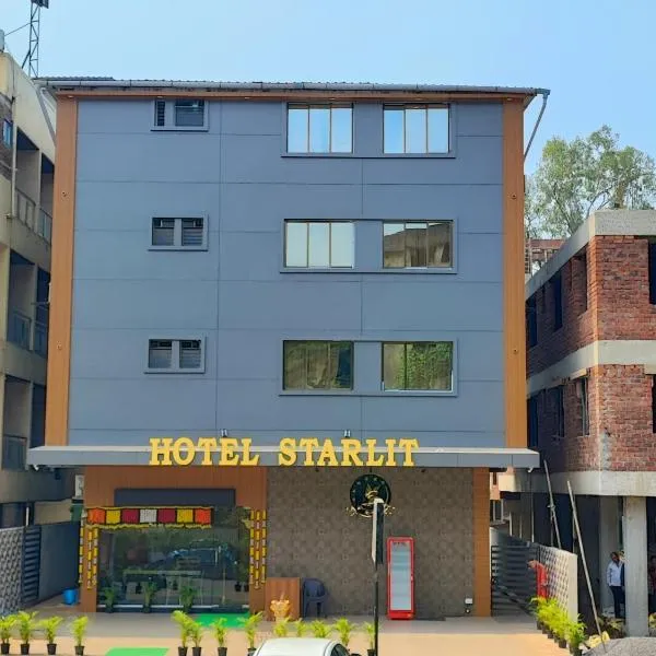 Hotel Starlit, hotel di Navi Mumbai