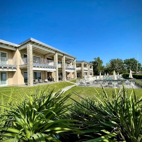 La Giolosa Gardapartments, hotel in Moniga