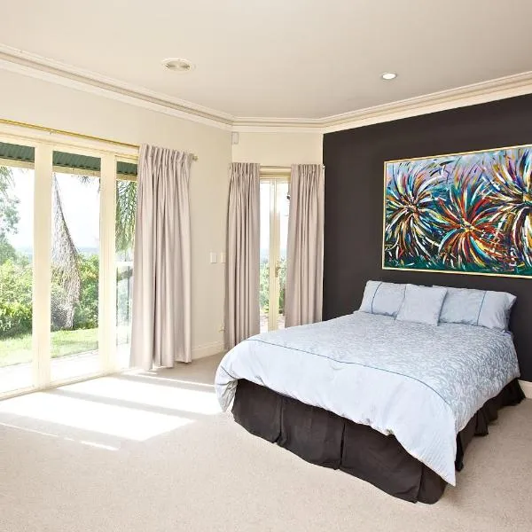 Tranquil Garden Hideaway, hotel in Yatala