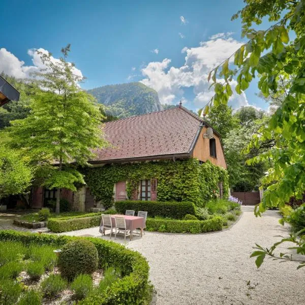gîte le Magnolia, hotel in Thorens-Glières