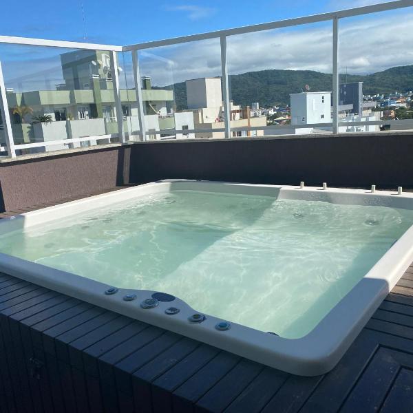 Linda Cobertura com Spa sem aquecimento