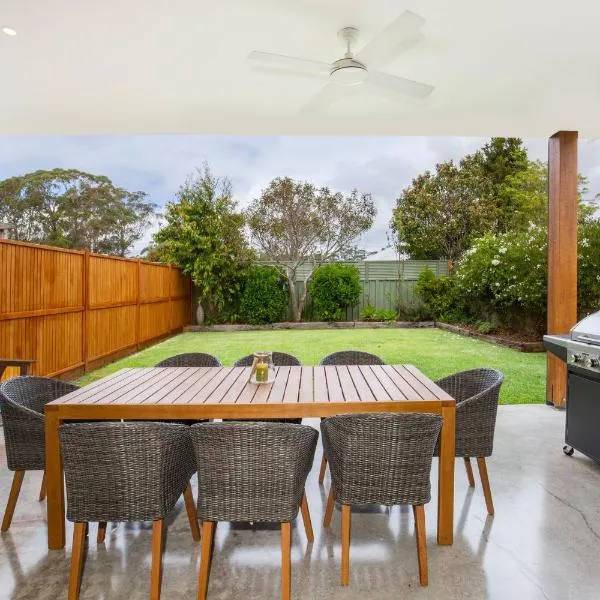 Keppel - Pet Friendly - 4 Mins Walk to Beach, hotel in Huskisson