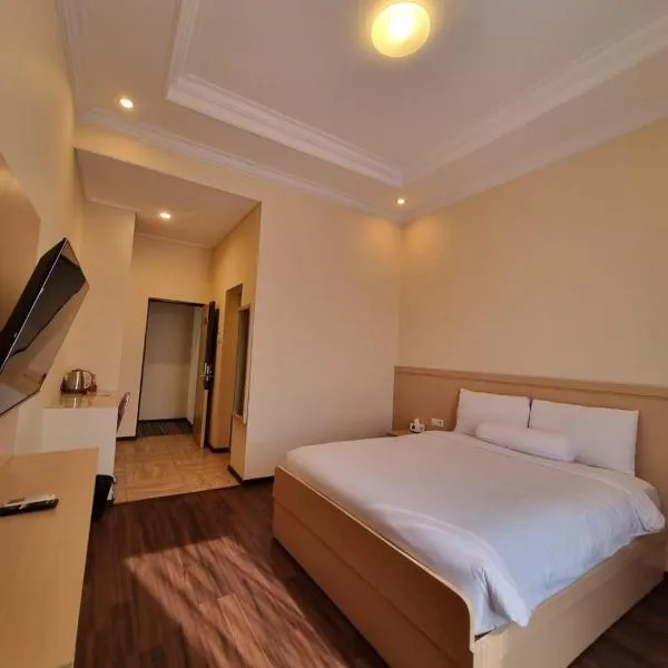 core inn juwita hotel, hotel in Sumberwungu