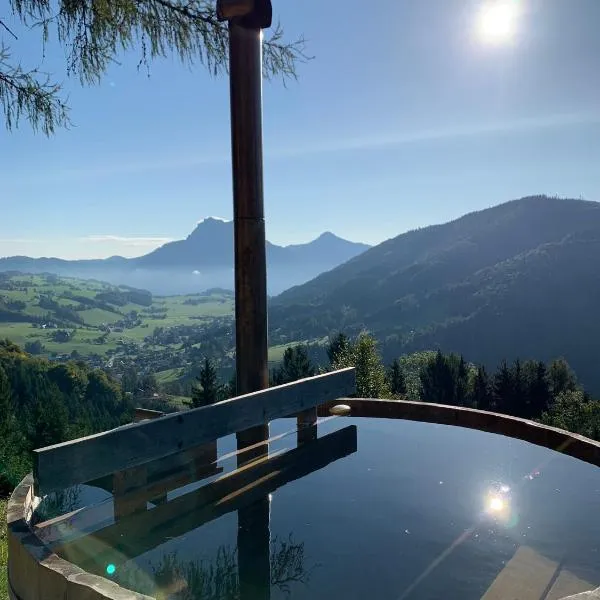 Kreitalm - Kraftplatz im Salzkammergut, hotel v destinaci Neukirchen