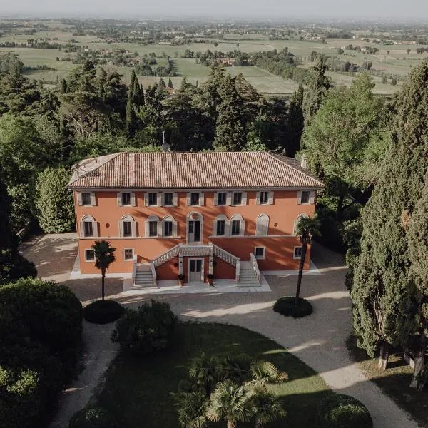 Relais Roncolo 1888, khách sạn ở Vezzano sul Crostolo