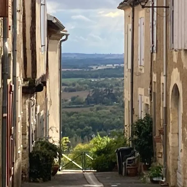 Aux Portes des Thermes, hotel v destinaci Lectoure