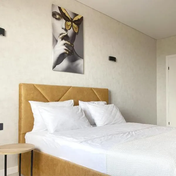 Апартаменти Еліт, Центр, ЖК Яровиця, Паркомісце, hotel in Luts'k