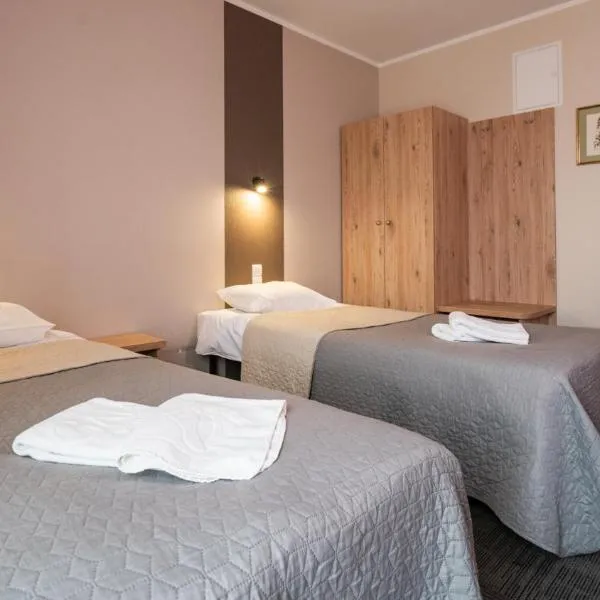 Hotel Gaja, khách sạn ở Warsaw