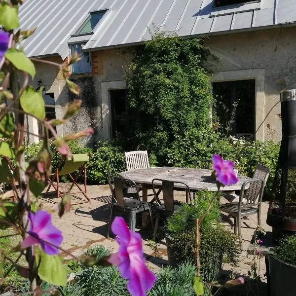 Les chambres de balade au jardin, hotel v destinaci Épineu-le-Chevreuil