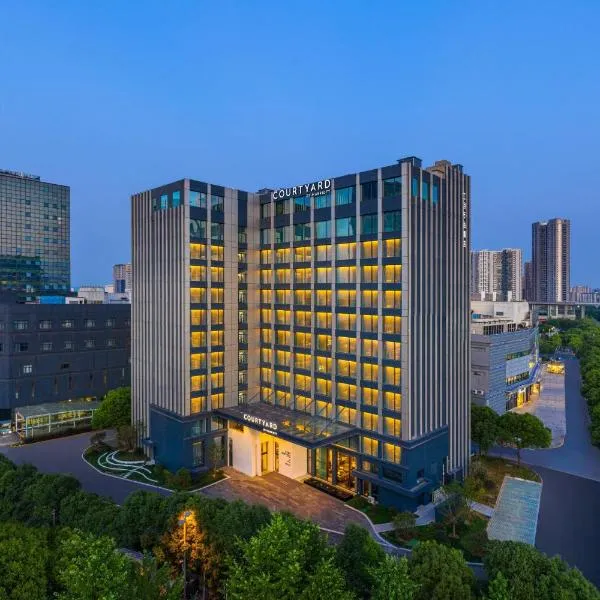 Courtyard by Marriott Jiangyin, hotell i Zhangjiagang