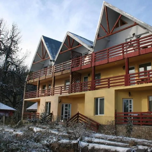 Pensiunea Nadine, hotel in Văratec