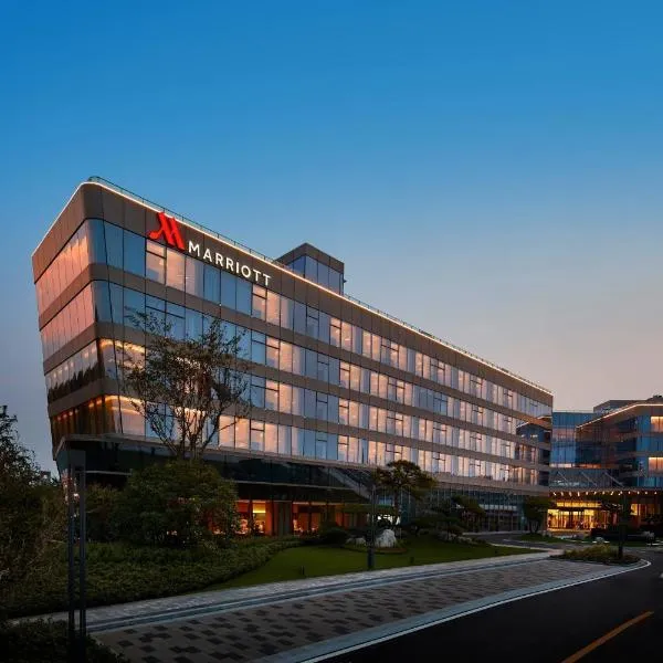 Xuzhou Marriott Hotel Lakeview, Hotel in Xuzhou