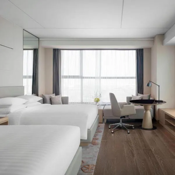 Shanghai Marriott Hotel Kangqiao, khách sạn ở Thượng Hải