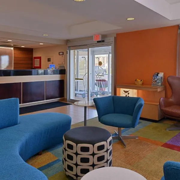 Fairfield Inn and Suites by Marriott Dayton Troy, hotel a Troy