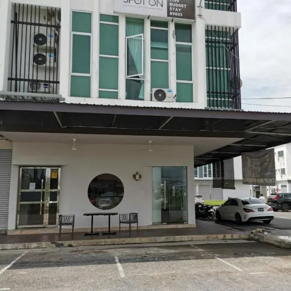 TT99 COZY STAY, hotel v destinaci Miri