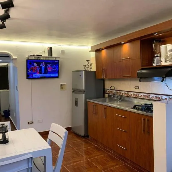 Acogedor Apartamento Urbanización Tricentenario, ξενοδοχείο σε Μεδεγίν