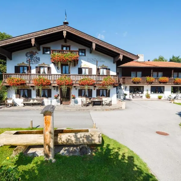 Gästehaus beim Schneidersepp inkl. Chiemgaukarte, hotel v destinaci Ruhpolding
