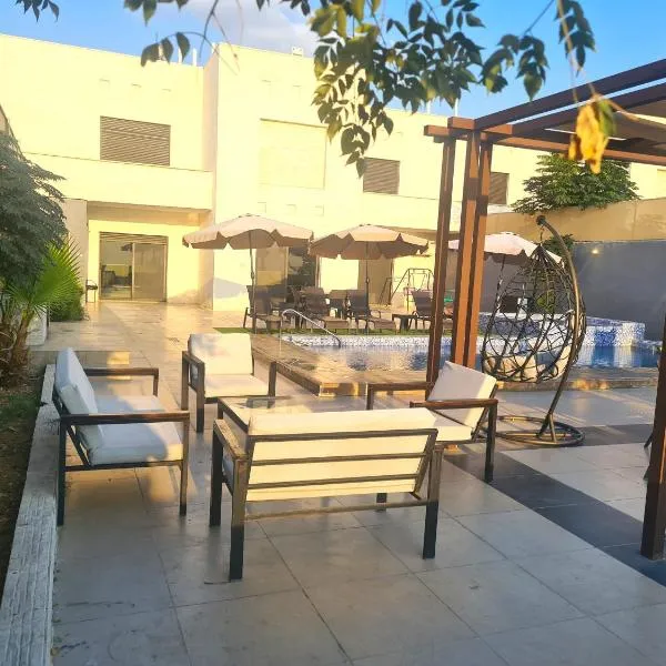 Zoom Chalets, hotel v destinaci Amman