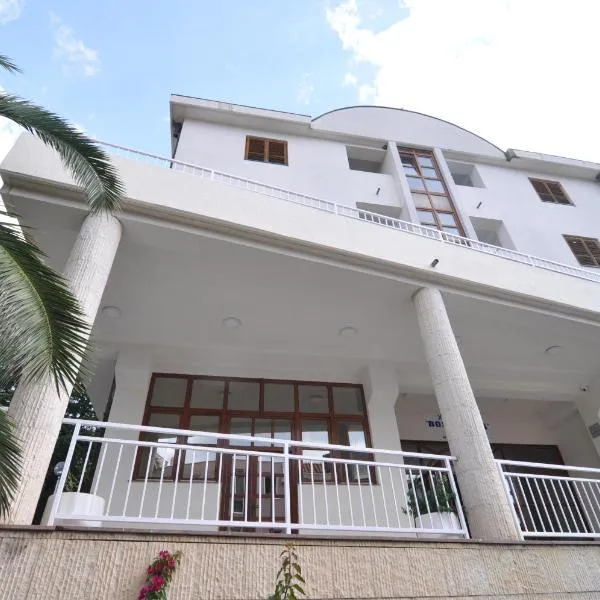 Depadans Hotela TALIA, hotel v Igalu