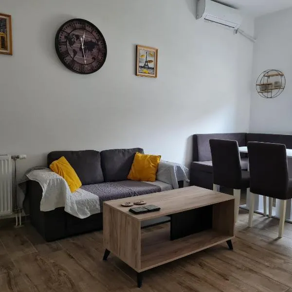KARIBO apartman 3, hotel i Sombor