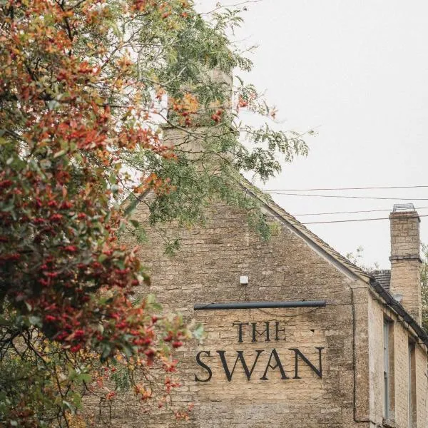 The Swan Inn, hótel í Shipton under Wychwood