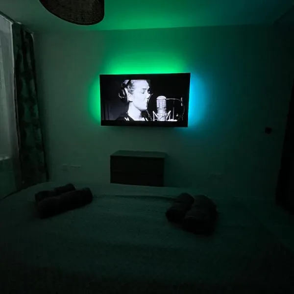 DELUXE APARTMENT (Free Parking), hotel v destinaci Trenčín