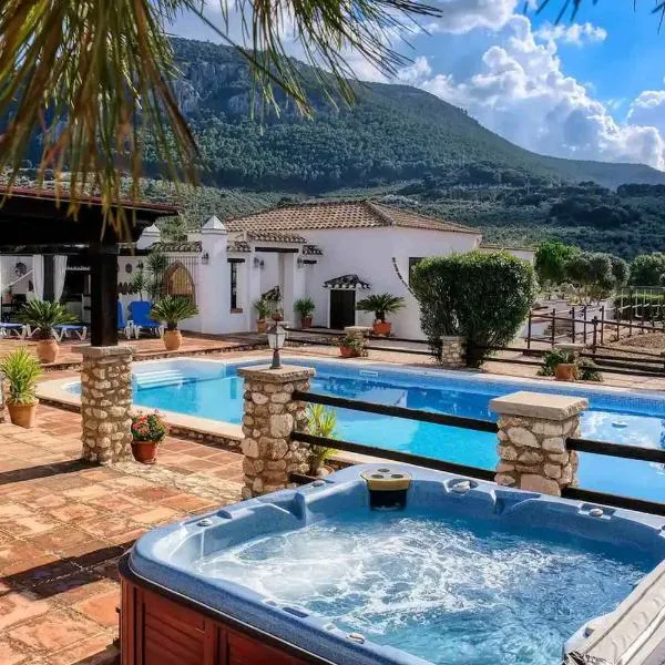 Pasa Fina, luxury holiday retreat, hotel v destinaci Villanueva del Trabuco