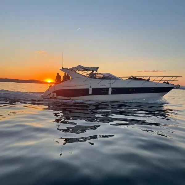 Expérience luxueuse sur un yacht, hotel in Mauguio