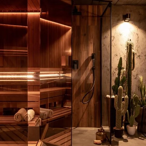 OBERŻA POD RÓŻĄ restauracja, sauny, jacuzzi, hotel v Nowom Targu