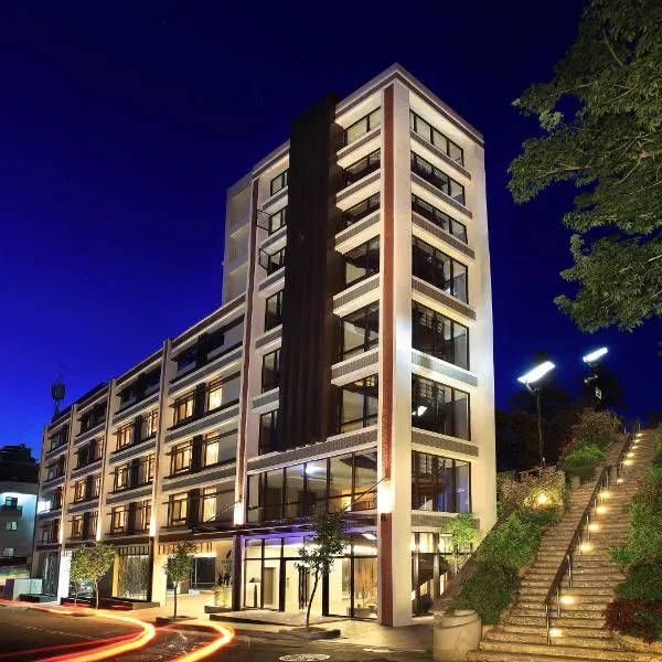 LeaLea Garden Hotels - Moon Lake, hotel v destinaci Yuchi