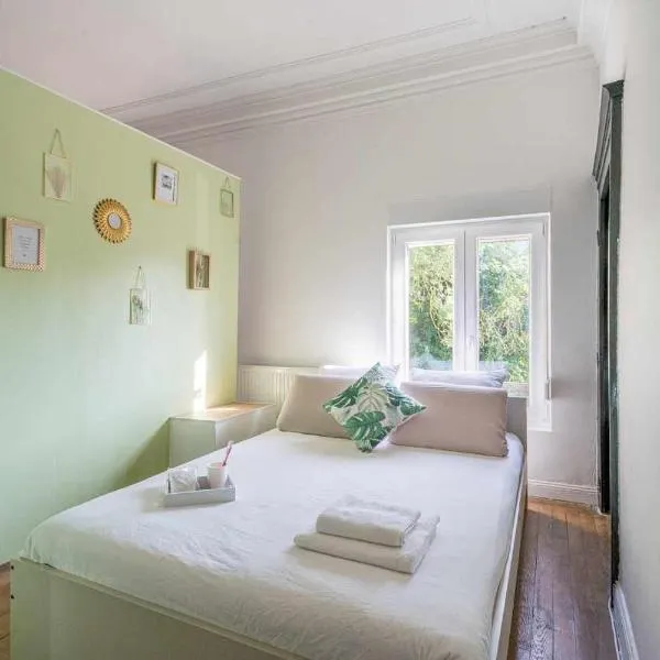 Chambre 30m - Salon privé - 2TV - Wifi, hotel v destinaci Woippy