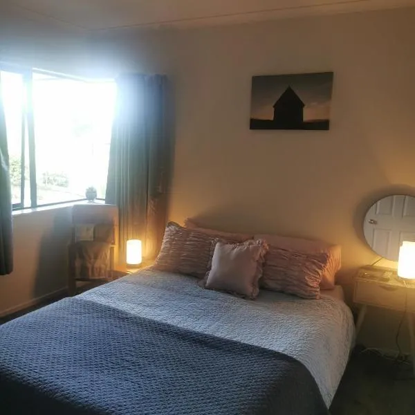 Double Room Free WIFI, hotel in Hamilton