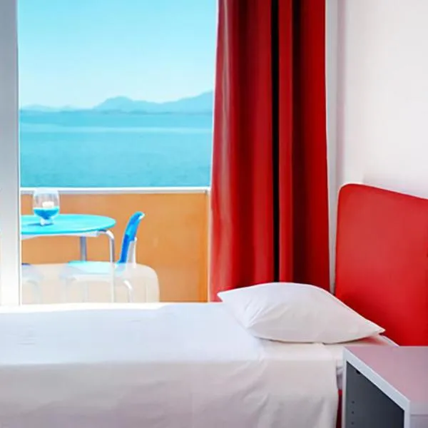 Glyfa Corfu Apartments、バルバティのホテル