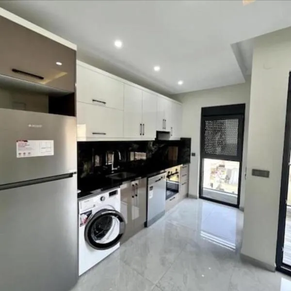 New apartment by Cleopatra, hotel in Alanya