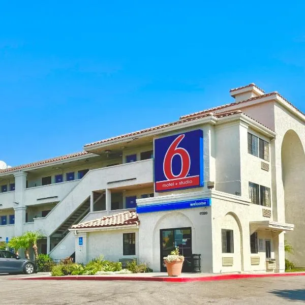 Motel 6-Bellflower, CA - Los Angeles、ベルフラワーのホテル