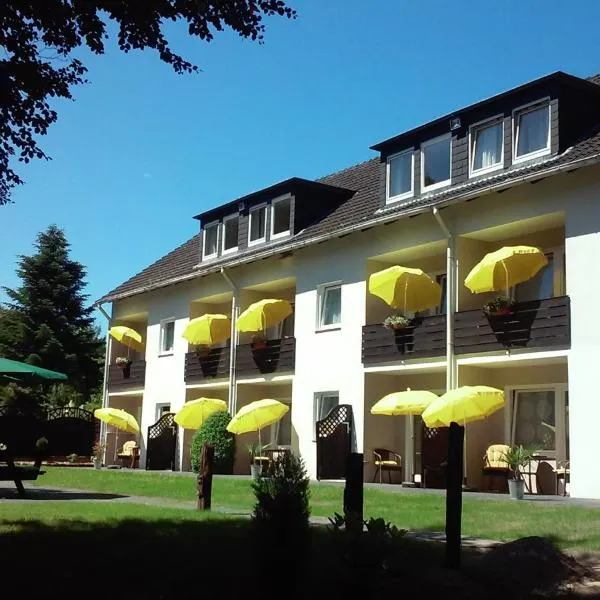 Gästehaus Falkenhof, מלון בEisendorf