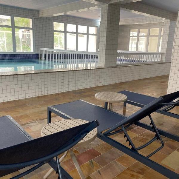 Apartamentos a 100m Praia das Toninhas PISCINA AQUECIDA