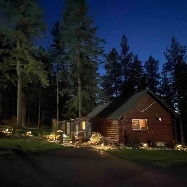 Little Cabin in the Woods., hotel in Post Falls