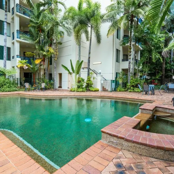 Cairns City Family Apartment - Wifi -Netflix - Pool, hotel v destinaci Cairns North