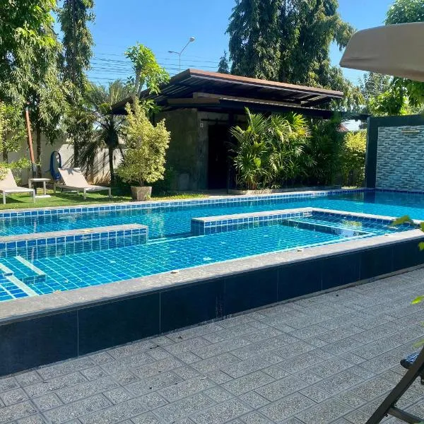 Treeside Guest House Resort, hotel v destinaci Ban Thung Chao