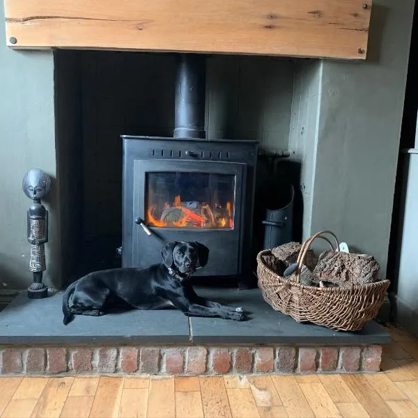 Efail Y Garn, hotel din Swansea