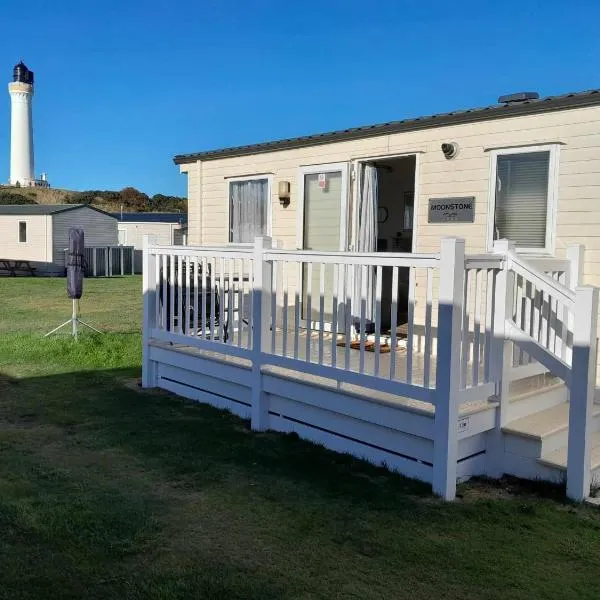 hollies retreat, hotel in Lossiemouth