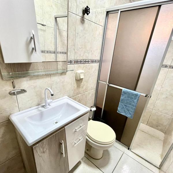 Apto Maravilhoso, a 2 minutos da praia! no centro dos Ingleses - Foto 3