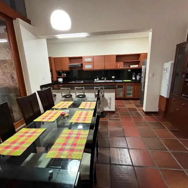 Cómoda Habitación Privada - Ciudad Jardín, hotel di Cali