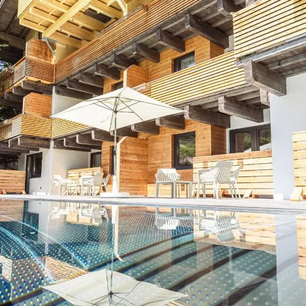 Saalbach Suites by ALPS RESORTS, hotel in Saalbach-Hinterglemm